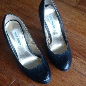 Steve Madden Pumps